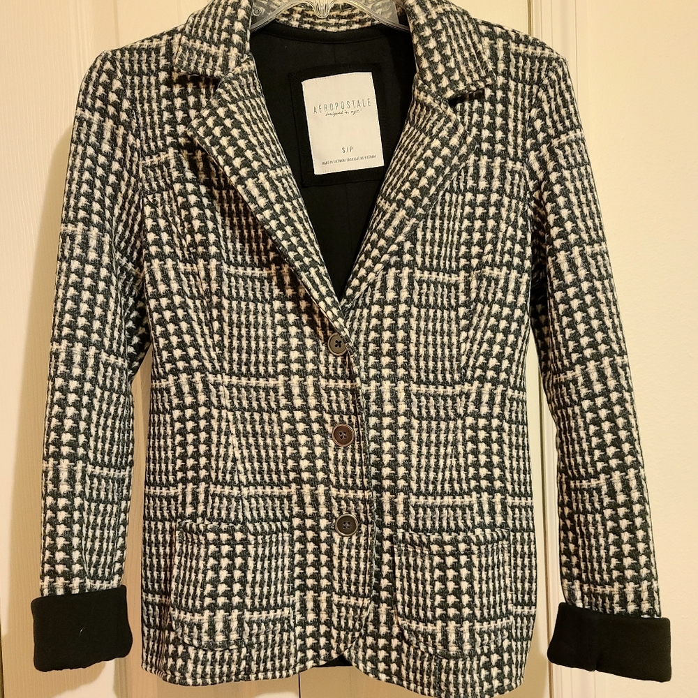 Jacket - Picture 3 of 4